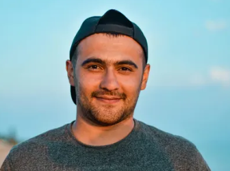 <em><strong>Alex W.</strong></em>